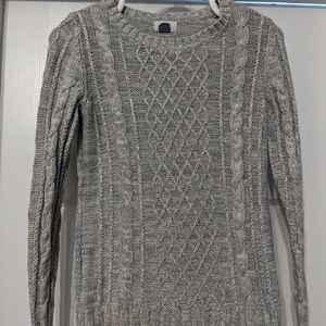 Old navy gray crew neck knit sweater